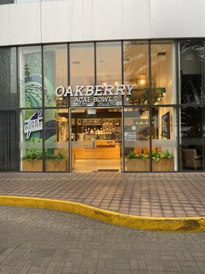 Açai shop  at Oakberry - Miraflores in Lima