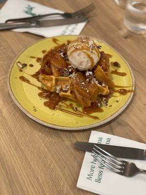   at Holy Llama - Sintagma in Athens