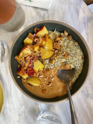 Build Up porridge  at Holy Llama - Sintagma in Athens