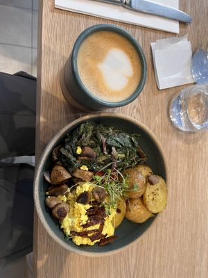 Great breakfast - filling and nutritiou at Holy Llama - Sintagma in Athens