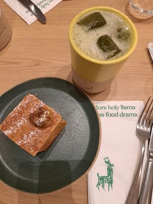  at Holy Llama - Sintagma in Athens