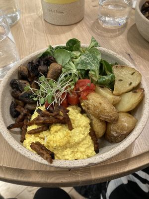   at Holy Llama - Sintagma in Athens