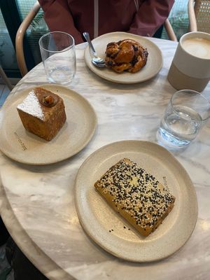   at Holy Llama - Sintagma in Athens