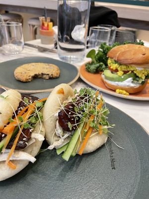   at Holy Llama - Sintagma in Athens