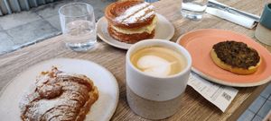  at Holy Llama - Sintagma in Athens