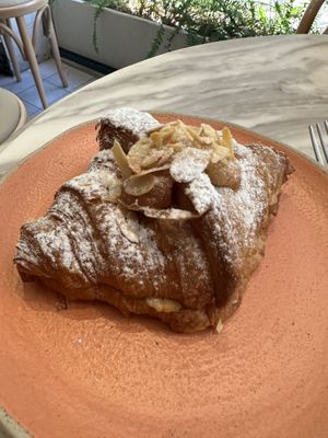   at Holy Llama - Sintagma in Athens