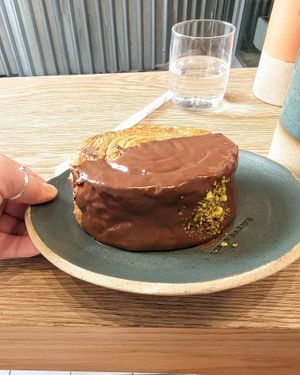 Pistachio wonder wheel - it's full of pistachio cream at Holy Llama - Sintagma in Athens