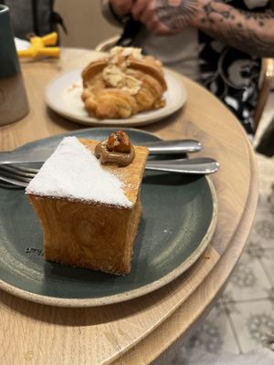   at Holy Llama - Sintagma in Athens