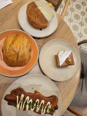 Everything delicious (expensive though) at Holy Llama - Sintagma in Athens