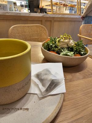  at Holy Llama - Sintagma in Athens