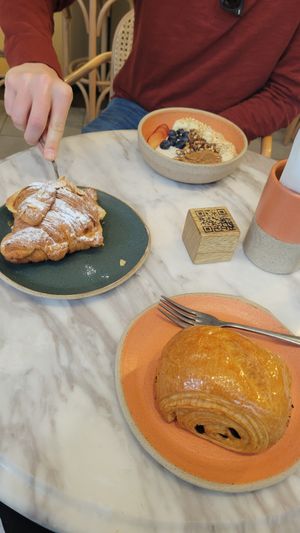  at Holy Llama - Sintagma in Athens