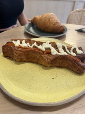 Puff dop  at Holy Llama - Sintagma in Athens