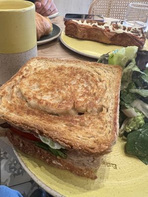 Blt  at Holy Llama - Sintagma in Athens