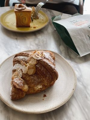   at Holy Llama - Sintagma in Athens