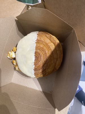 Caramel wonder wheel   at Holy Llama - Sintagma in Athens