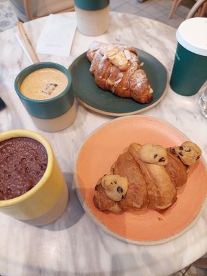  at Holy Llama - Sintagma in Athens