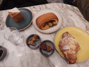  at Holy Llama - Sintagma in Athens