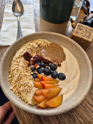 #Veganuary at Holy Llama - Sintagma in Athens