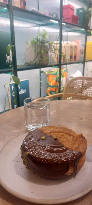  at Holy Llama - Sintagma in Athens