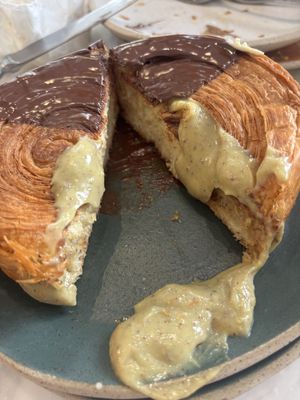 Wonderwheel Pistacchio  at Holy Llama - Sintagma in Athens