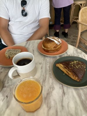   at Holy Llama - Sintagma in Athens