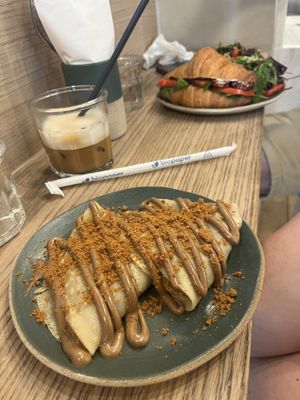   at Holy Llama - Sintagma in Athens