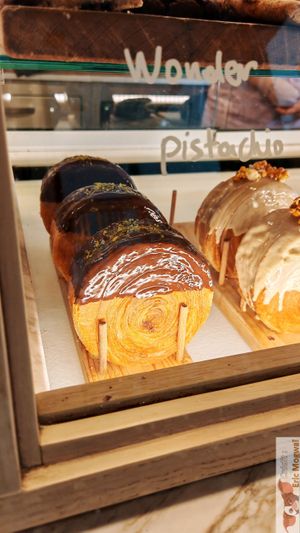 New york rolls at Holy Llama - Sintagma in Athens