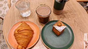 My breakfast at Holy Llama - Sintagma in Athens