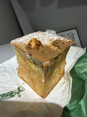 Cruffin  at Holy Llama - Sintagma in Athens