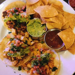 3 taco platter. Crisp chips 👌 at Roots in Riverside