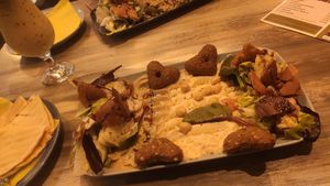 Falafel Teller at Mr. Veganus in Ludwigshafen