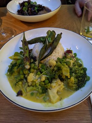 Curry at Elaine's Greenhouse in Frankfurt