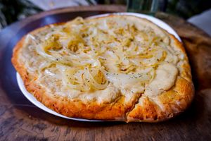 Pizza Bianca at Tierra Verde in Playa Del Carmen