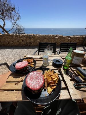 Vegan burgers with the view  at Palaphita in Cascais