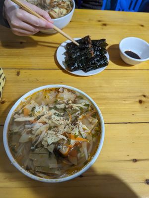 Noodle soup and deep fried mushroom rolls wrapped in nori at Hoa Tâm in Sapa