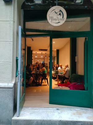  at La Perra Verde in Barcelona