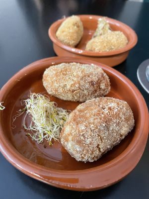 Croquets  at La Perra Verde in Barcelona