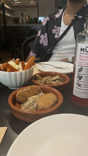   at La Perra Verde in Barcelona