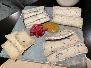 Tabla de quesos  at La Perra Verde in Barcelona