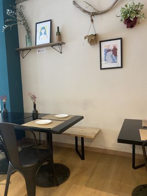 Decor   at La Perra Verde in Barcelona