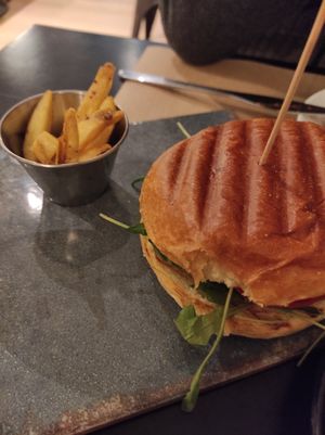 Burguer vegana at La Perra Verde in Barcelona