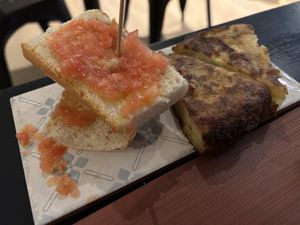 Pincho de Tortilla #Veganuary at La Perra Verde in Barcelona