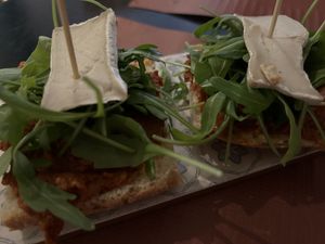 Tapa de sobrasada vegana #Veganuary at La Perra Verde in Barcelona