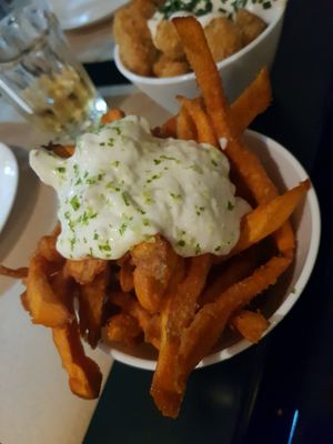 Fried sweet potatoes at La Perra Verde in Barcelona