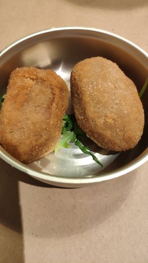 Croquettes at La Perra Verde in Barcelona