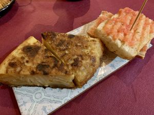 Traditional Spanish omelette  at La Perra Verde in Barcelona