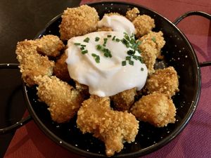 Popcorn cauliflower   at La Perra Verde in Barcelona