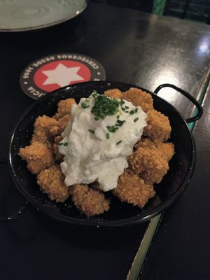 Cauliflower popcorn at La Perra Verde in Barcelona