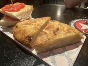 Tortilla patata  at La Perra Verde in Barcelona