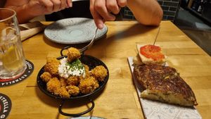  at La Perra Verde in Barcelona